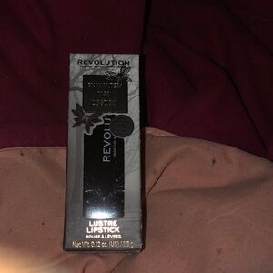 Revolution Lustre Lipstick - Black